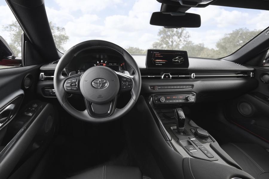 Торпедо Toyota GR Supra (A90) 2019 года  (NA) (фото 47 из 56)